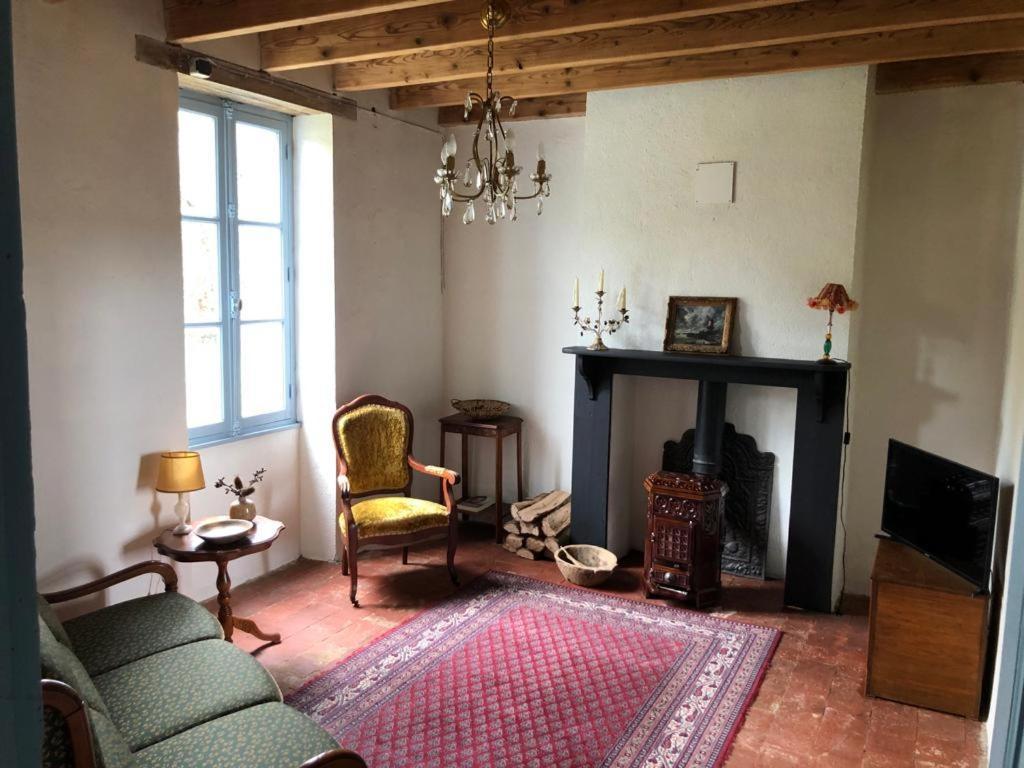 Le Tarde - Crecerelle Villa Saint-Désiré Exterior foto